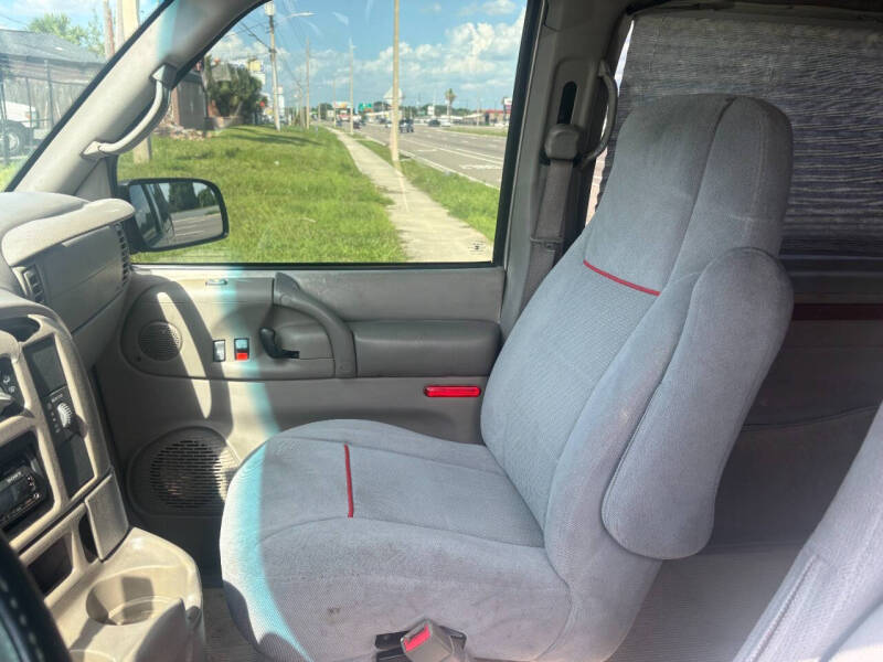 2004 Chevrolet Astro