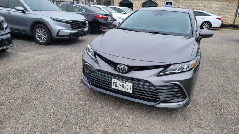 2022 Toyota Camry LE
