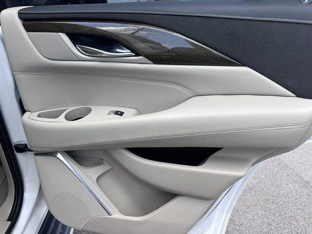 2020 Cadillac Escalade Luxury