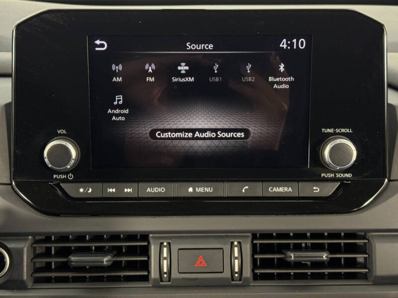 2024 Nissan Pathfinder S