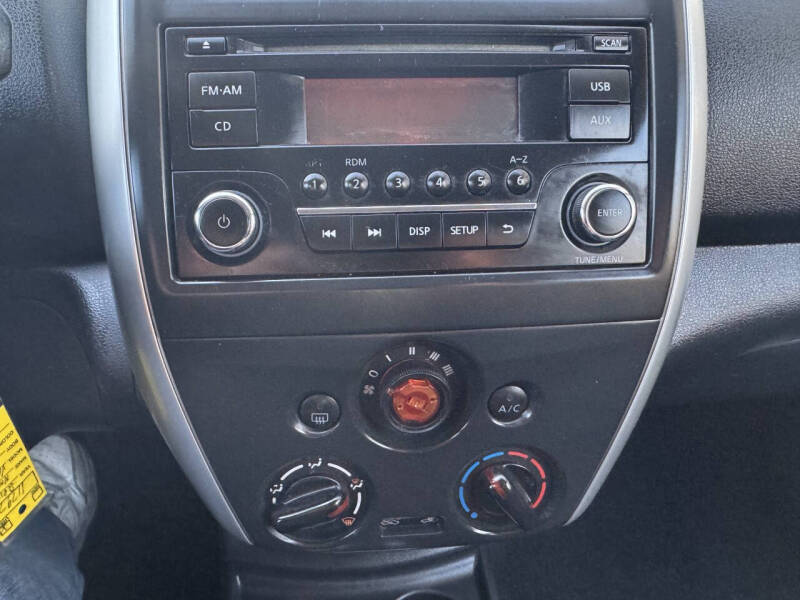 2015 Nissan Versa 1.6 SL