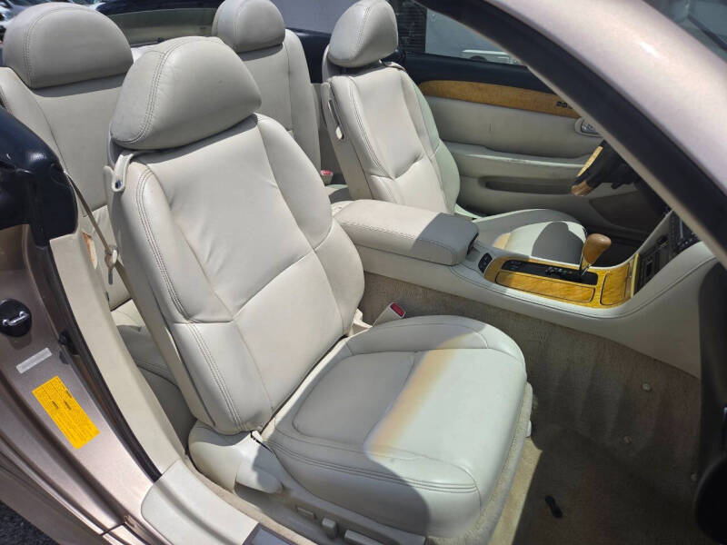 2003 Lexus SC 430