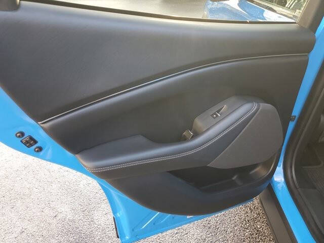 2022 Ford Mustang Mach-E Select