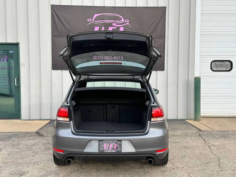 2010 Volkswagen GTI Base PZEV