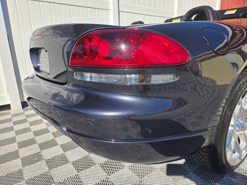 2006 Dodge Viper SRT-10