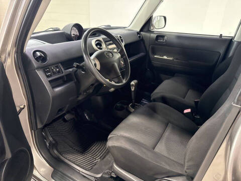 2005 Scion xB