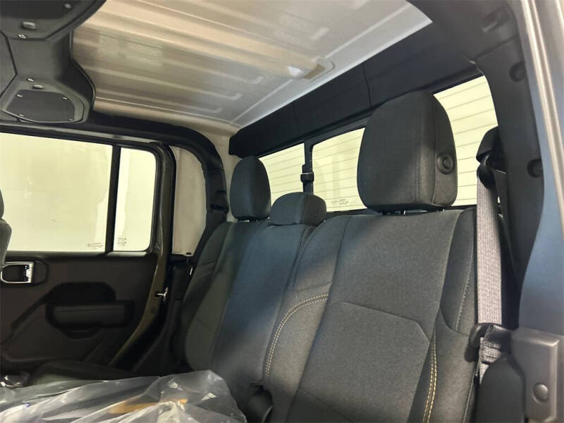 2026 Jeep Gladiator Willys