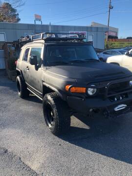 2007 Toyota FJ Cruiser for sale at BRYANT AUTO SALES in Bryant AR