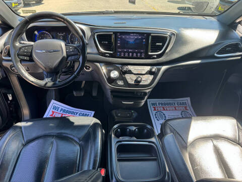 2019 Chrysler Pacifica Touring L