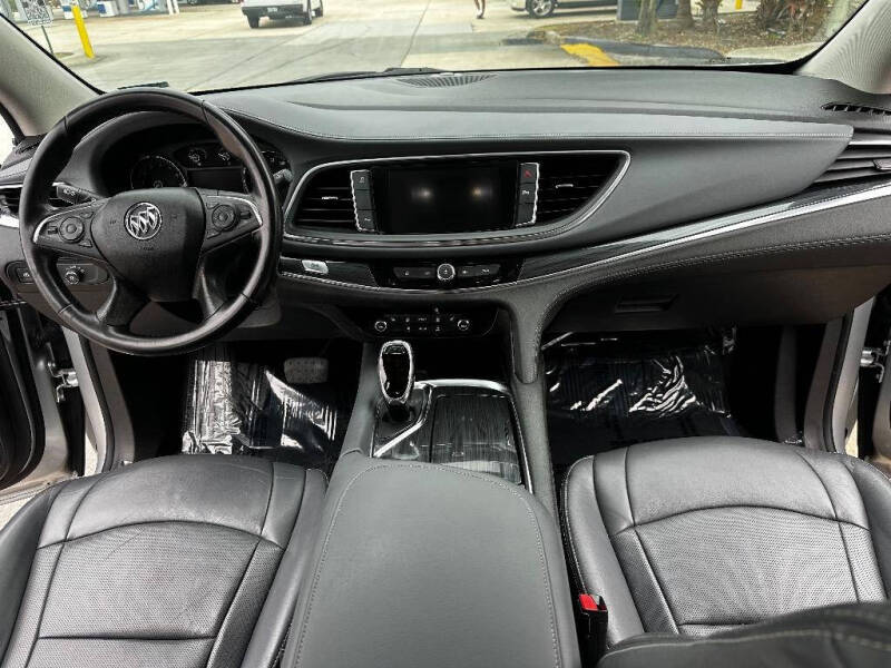 2018 Buick Enclave Essence