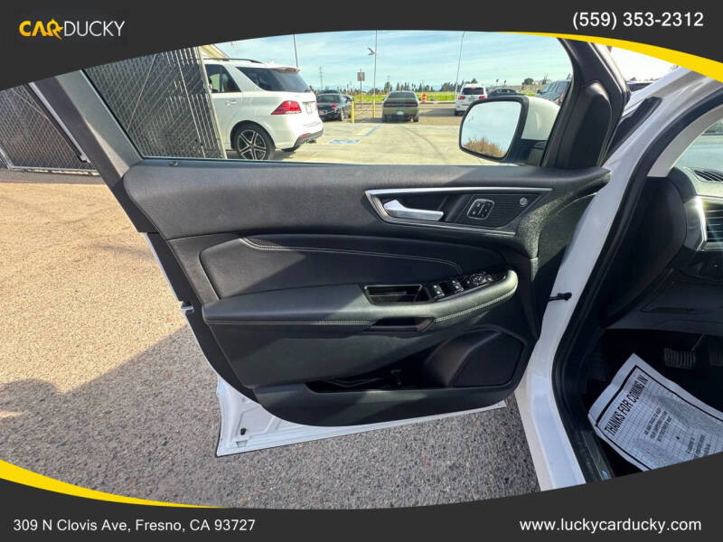 2020 Ford Edge Titanium