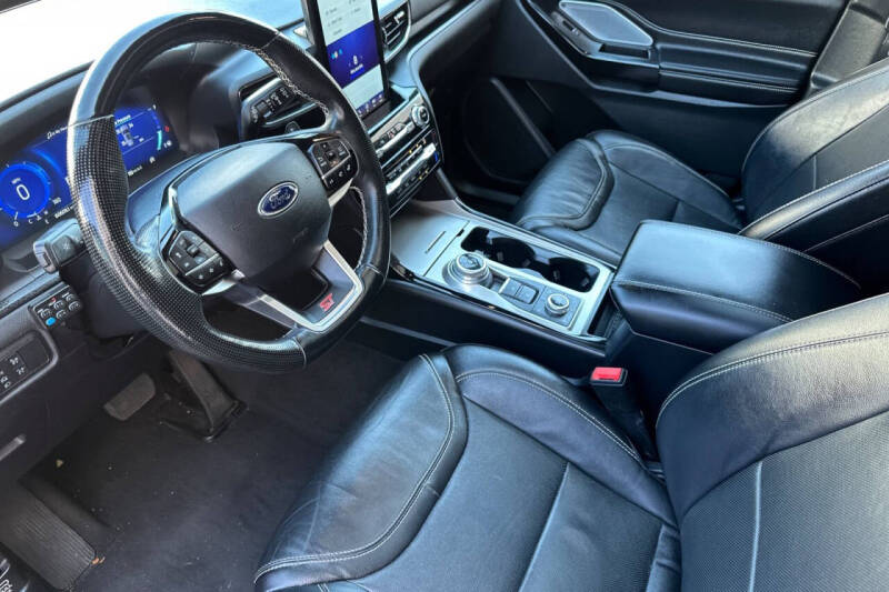 2021 Ford Explorer ST