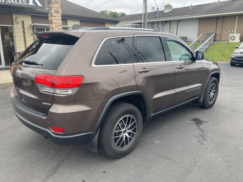 2019 Jeep Grand Cherokee Laredo E photo 10