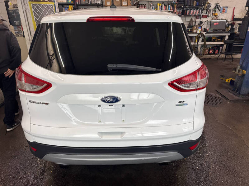 2016 Ford Escape SE