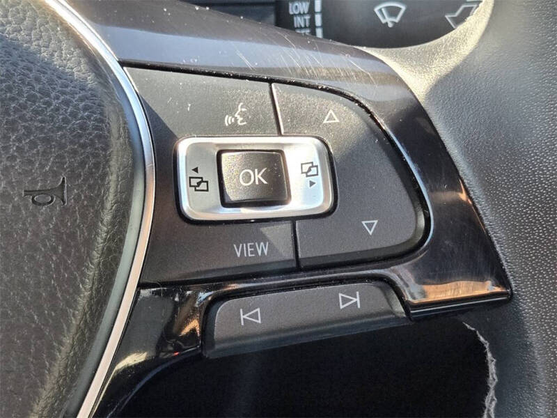 2020 Volkswagen Jetta R-Line