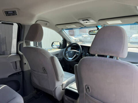 2017 Toyota Sienna