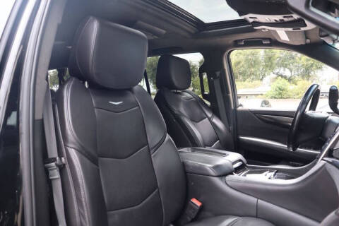 2017 Cadillac Escalade ESV Platinum