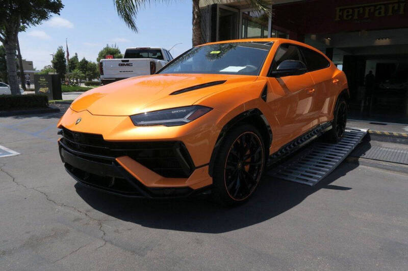 2024 Lamborghini Urus S