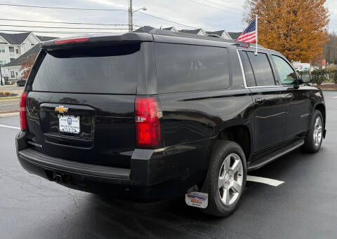 2017 Chevrolet Suburban LT