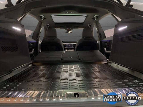 2023 Audi Q8 quattro Premium Plus 55 TFSI