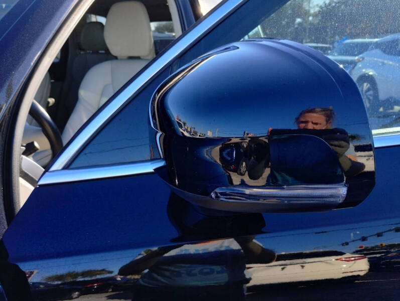 2019 Volvo XC90 T5 Momentum