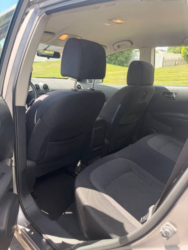 2012 Nissan Rogue S