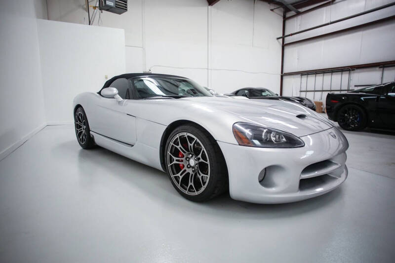 2003 Dodge Viper SRT-10