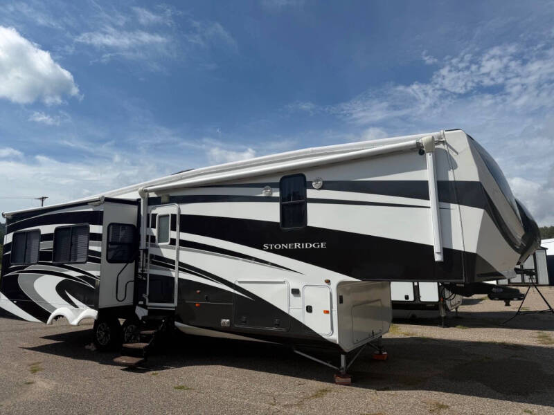 2013 KZ Stoneridge 36' 5th wheel 4 slides