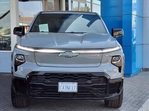 2025 Chevrolet Silverado EV RST