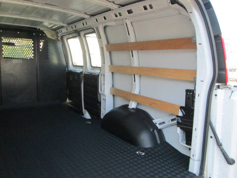 2023 GMC Savana 2500