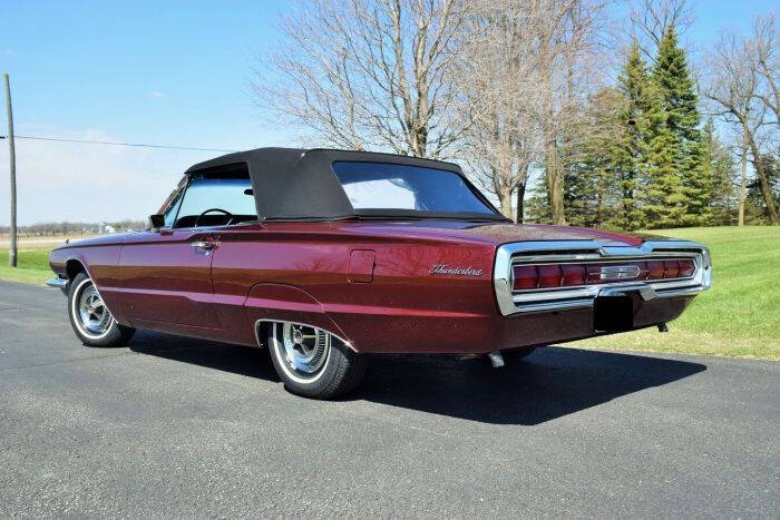 1966 Ford Thunderbird
