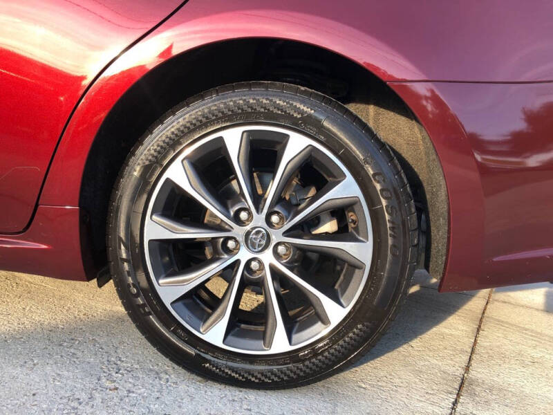 2017 Toyota Avalon XLE