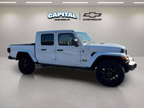 2025 Jeep Gladiator NightHawk