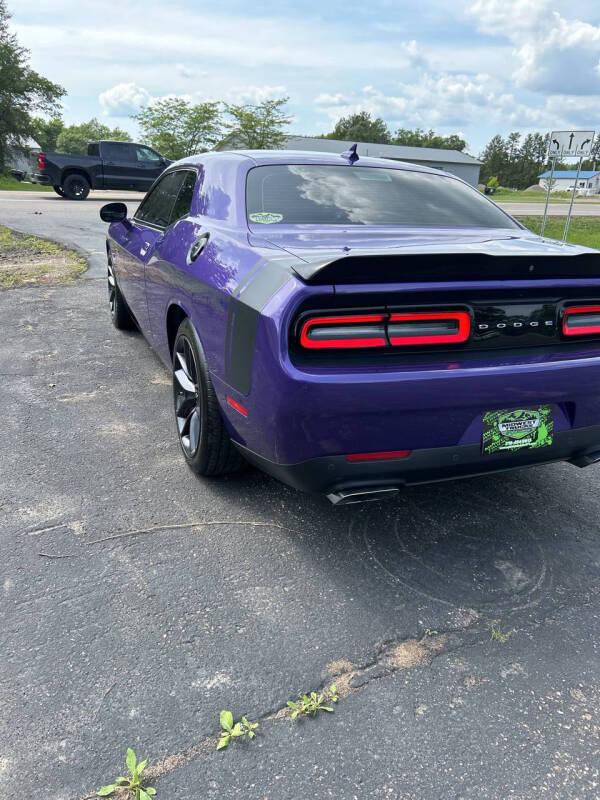 2019 Dodge Challenger R/T photo 3