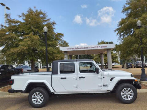 2023 Jeep Gladiator for sale at BLACKBURN MOTOR CO in Vicksburg MS