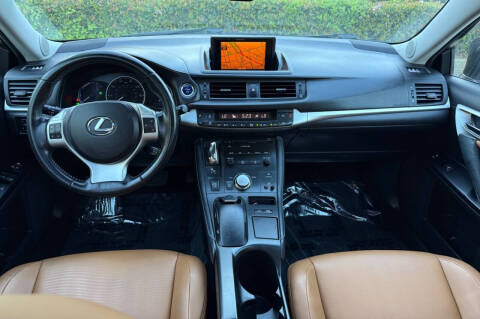 2011 Lexus CT 200h Premium
