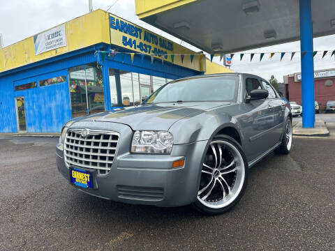 2006 Chrysler 300 for sale at Earnest Auto Sales in Roseburg OR