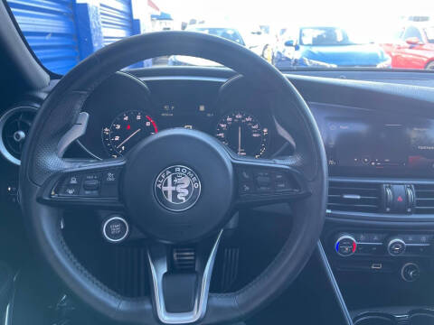 2022 Alfa Romeo Giulia Veloce