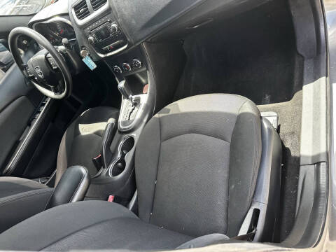 2013 Dodge Avenger SE V6