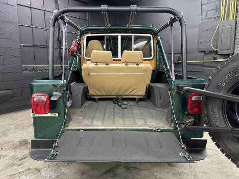 1982 Jeep Scrambler