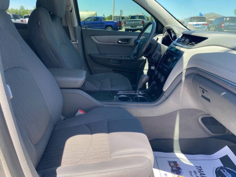 2017 Chevrolet Traverse LT