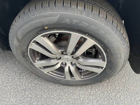 2017 Honda Pilot EX