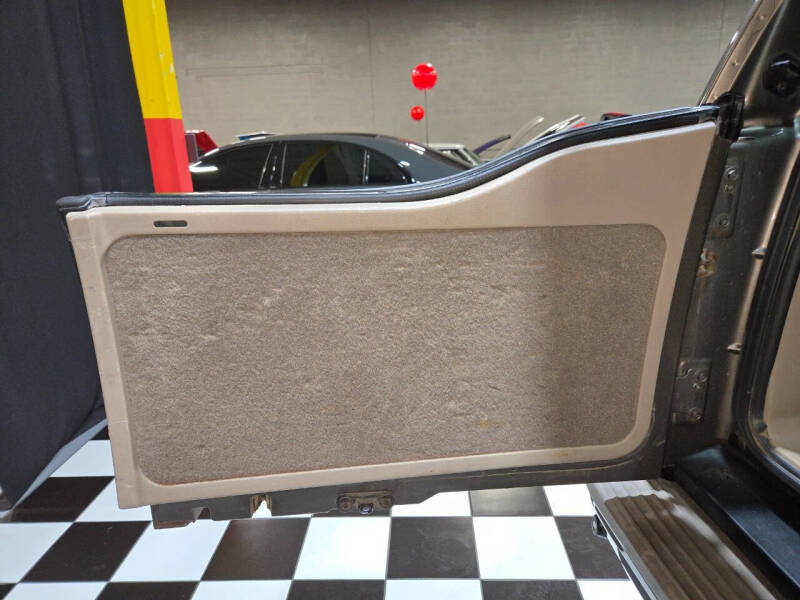 2004 Ford Excursion Limited