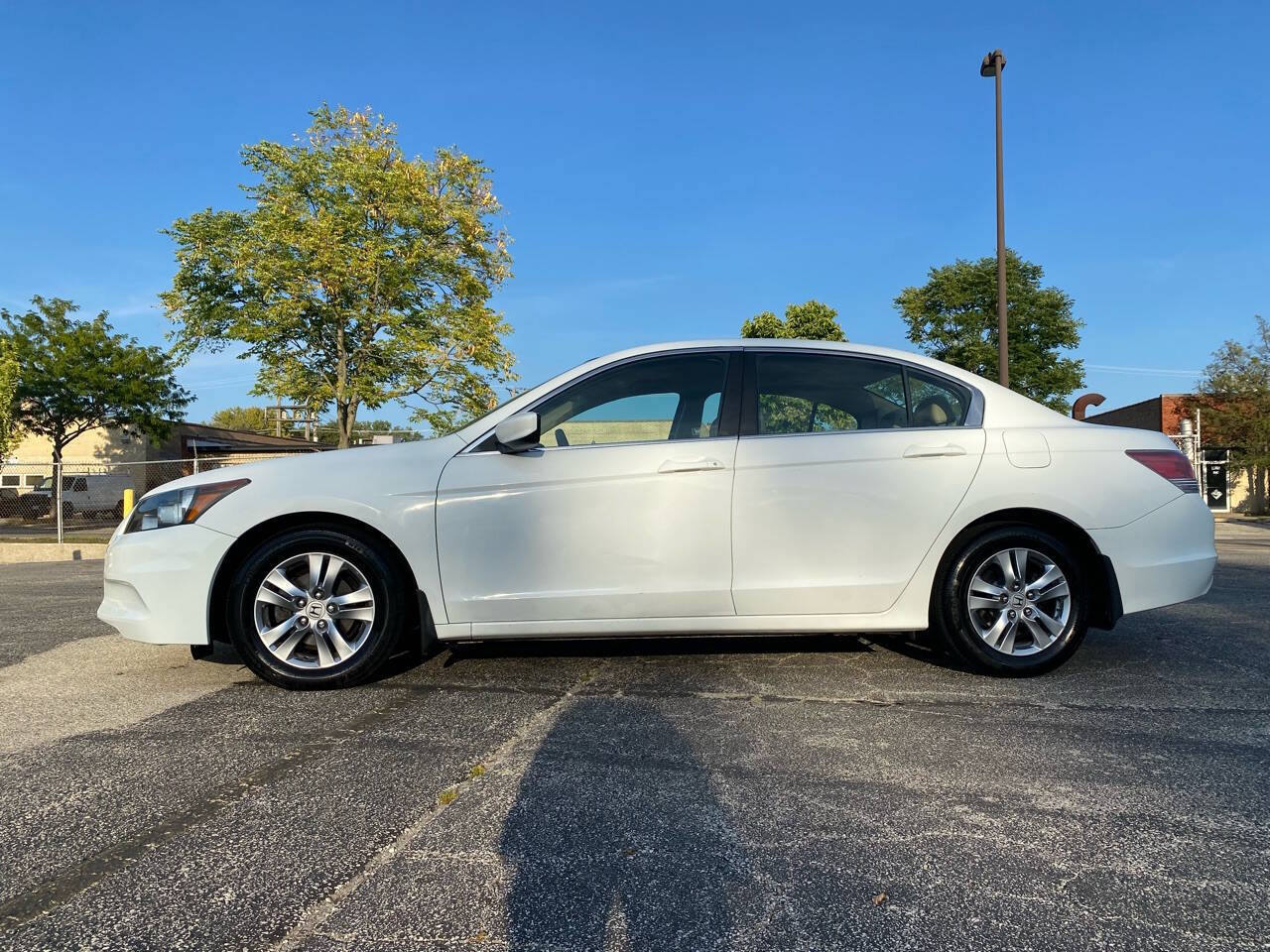 2011 Honda Accord for sale at Ideal Cars LLC in Skokie, IL