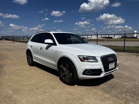 2015 Audi Q5 for sale at Car Maverick in Addison TX