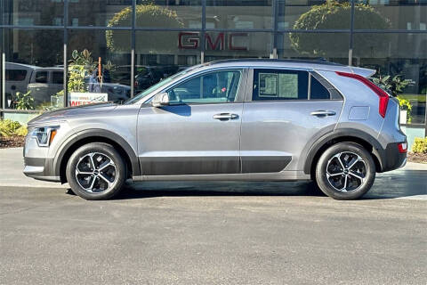 2025 Kia Niro EX