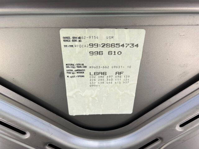 2002 Porsche 911 Carrera 4