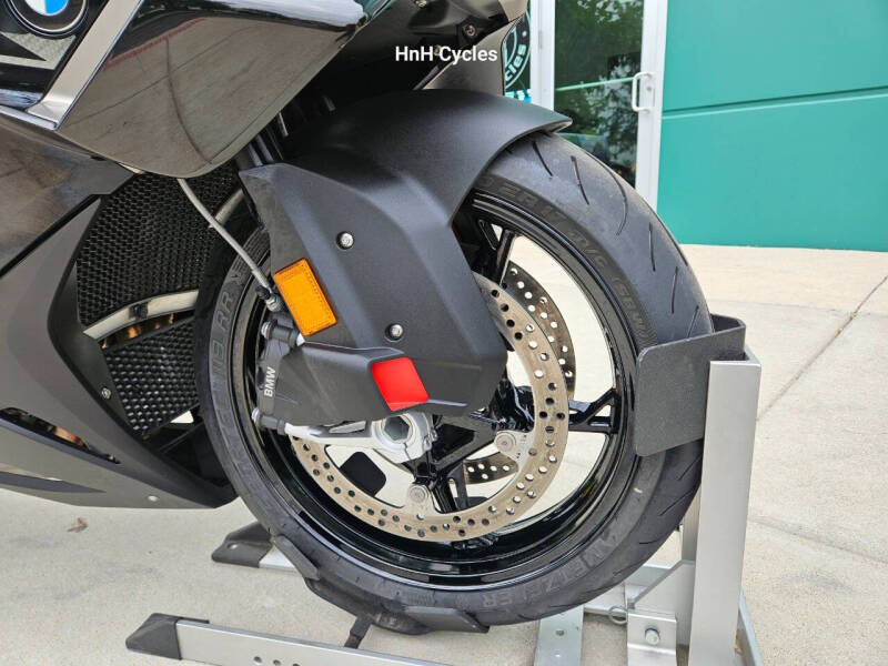 2026 BMW S 1000 RR