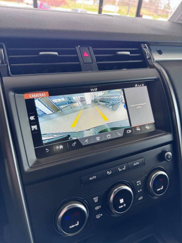 2020 Land Rover Discovery Landmark Edition