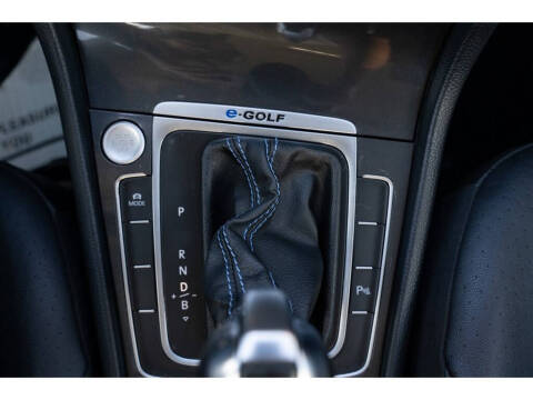 2017 Volkswagen e-Golf SEL Premium